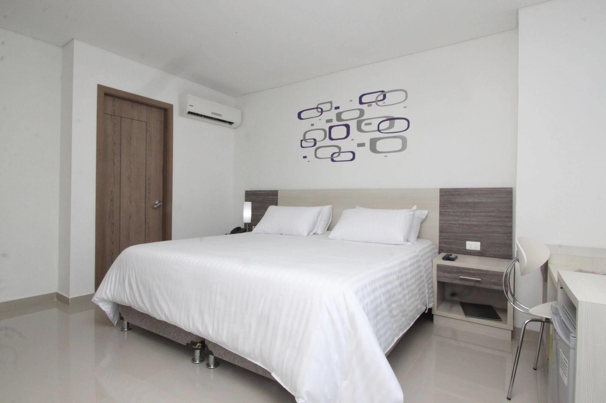 Hotel Oxford Barranquilla Екстериор снимка