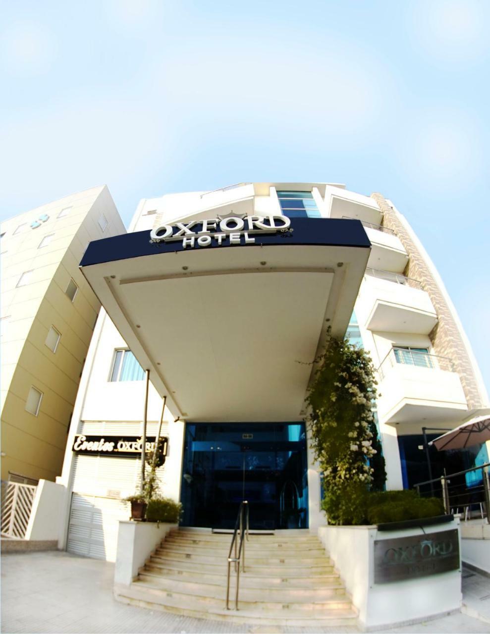 Hotel Oxford Barranquilla Екстериор снимка